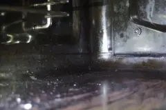 Backofen reinigen mit Glaskeramikfeldreiniger