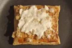Blätterteig-Streusel-Schnitten