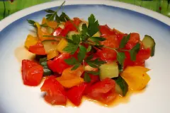 Gurken-Tomaten-Paprika Gemüse