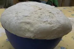 So geht der Hefeteig schneller auf