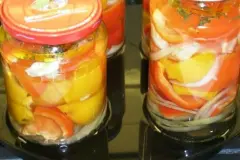 Paprika einlegen in Schraubgläser