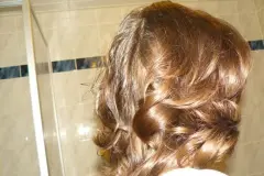 Durchgestuftes Haar föhnen - Ergebnis fast wie frisch vom Friseur