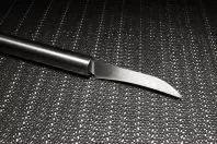 Messer schärfen mit altem Ledergürtel