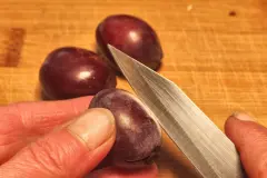 Obsth&auml;nde: H&auml;nde von Obstflecken befreien