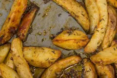 Schnelle Blechkartoffeln