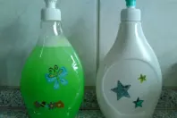 Spülmittelflasche dekorativ aufgehübscht