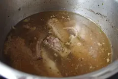 Fleischbrühen herstellen