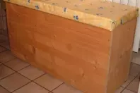 Kiste für Allerlei mit Sitzpolster