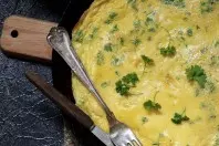 Petersilien-Omelette für zwei inkl. Trick fürs Wenden