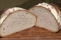 Roggenmischbrot ohne Sauerteig