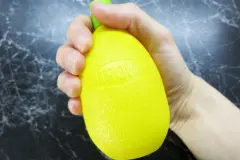 Verf&auml;rbte Fingern&auml;gel wieder wei&szlig;