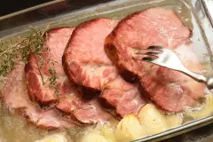 Gro&szlig;e Fleischpfanne f&uuml;r die Party