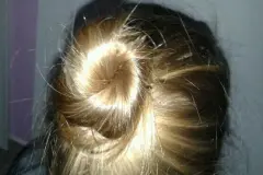 Locken an den Haarspitzen