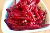 Rote Bete Salat mit Knoblauch