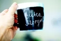 Tasse mit Tafellack lackieren