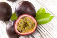 Die Passionsfrucht (Maracuja) - exotische Früchte