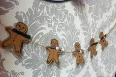 Lebkuchenmann Girlande aus Pappe