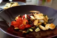 Aromatische Salbei-Gnocchi mit Kirschtomaten & Parmesan - vegetarisch