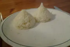 Reishütchen - Reis anrichten und servieren