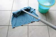Fußboden nach dem Renovieren reinigen