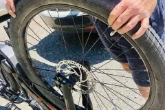 Fahrrad-Flickzeug genial verstauen
