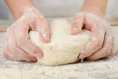 Quark&ouml;lteig f&uuml;r Singles