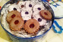 Zimt-Kirsch-Pl&auml;tzchen