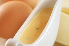 Sauce Hollandaise: Einfach zubereiten mit dem Pürierstab