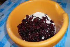 Bananen-Möhren-Cranberry-Kuchen im Glas gebacken
