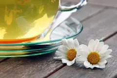 Verschiedene Hausmittel bei Krankheit und Verletzung