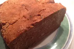 Roggenvollkornbrot mit Kernen und Körnern