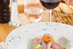 Heringe in Rotwein