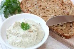Kräuterdip mit Bockshornklee