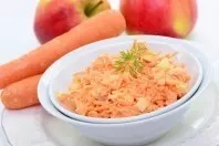 Karotten-Apfel-Meerrettich-Salat