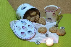 Hafernusstaler & Nugat-Trinkschokolade