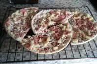 2 Pizzen auf einem Blech backen
