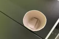 Anzuchttöpfe aus leeren Toilettenpapierrollen herstellen