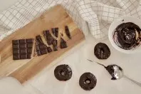 Schokoladenflecken entfernen | Frag Mutti TV