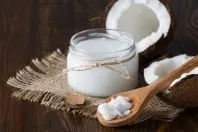 Kokosöl: Hausmittel für Haut, Haare und in der Küche