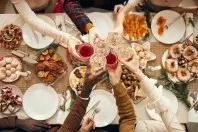 Freunde zum Abendessen einladen: So wirst du ein guter Gastgeber