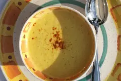 Würzige Maissuppe mit Chili