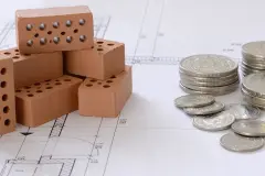 Geld sparen beim Hausbau - Praktische Tipps ohne Verzicht