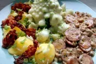 Überbackener Romanesco mit Urkarotte, Kartoffeln und Speck