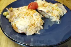 Spargel mit Käse überbacken