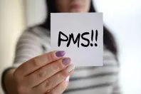 PMS natürlich behandeln: 6 Hausmittel & Tipps