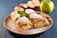 Bayrischer Apfel-Topfen-Strudel