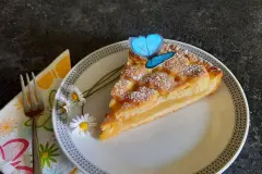 Apfelmus-Gitterkuchen