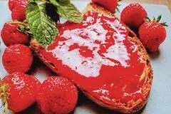 Erdbeermarmelade – einfaches Rezept mit Himbeersirup