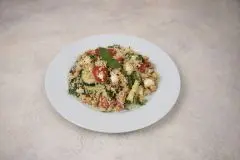 Couscoussalat mit Feta und Granatapfel