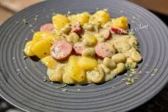 Dicke Bohnen mit Kartoffeln untereinander